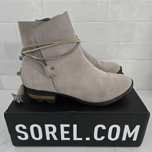 Sorel Farah Suede Waterproof Short Mid Ankle Boot Bootie Western Gray Size 8.5 - Picture 1 of 8